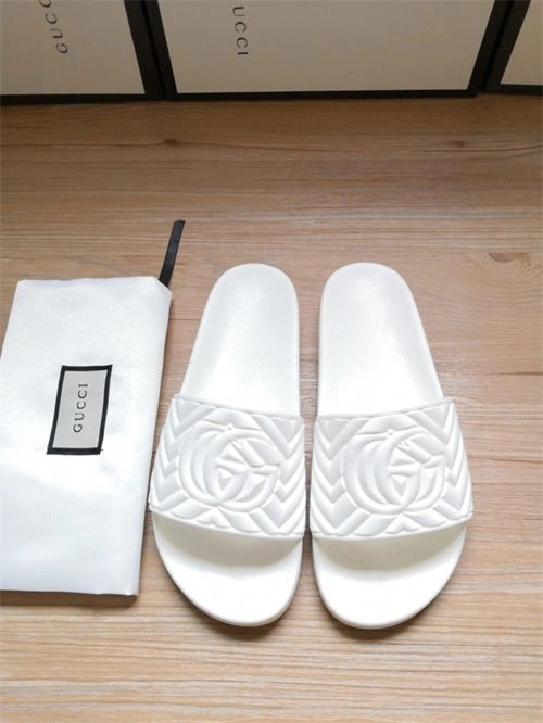 ZipUp Gocci Slipper 5732