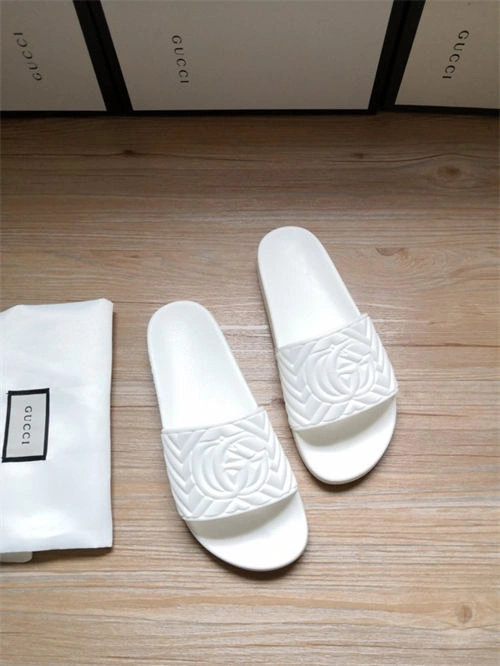 ZipUp Gocci Slipper 5732