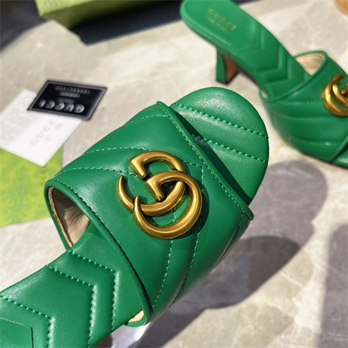 WellDesigned Gocci Slipper 5611