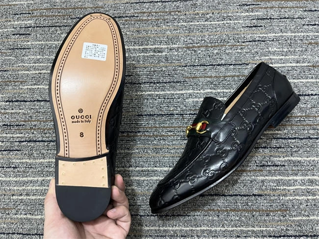 G*u*i loafer tailored 311