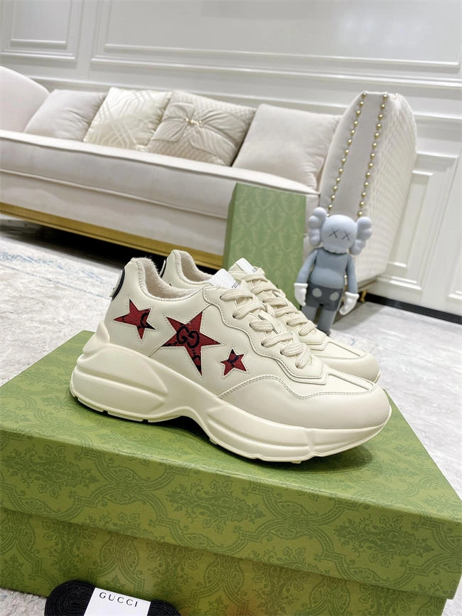 cozy G*u*i python sneaker 32