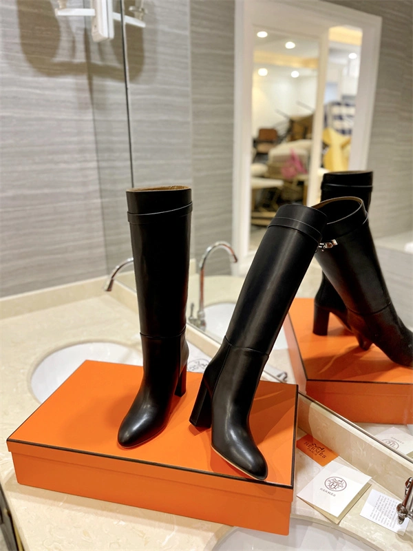 Affordable H Boot 2426