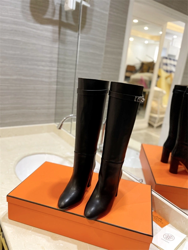 Affordable H Boot 2426