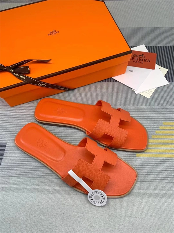 WellDesigned H Slipper 2344