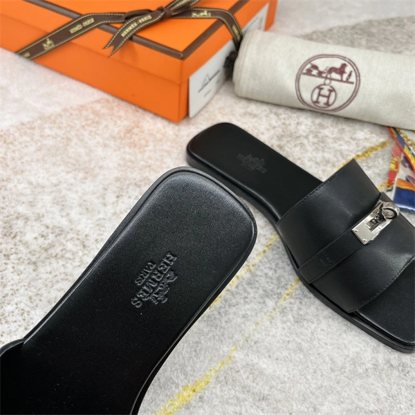 H Slipper Comfortable 2360