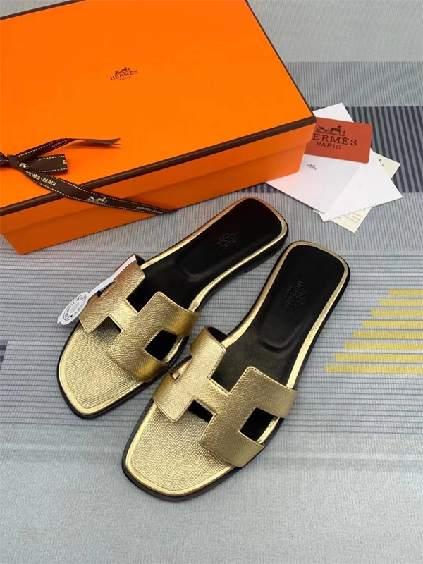 H Slipper HighQuality 2382