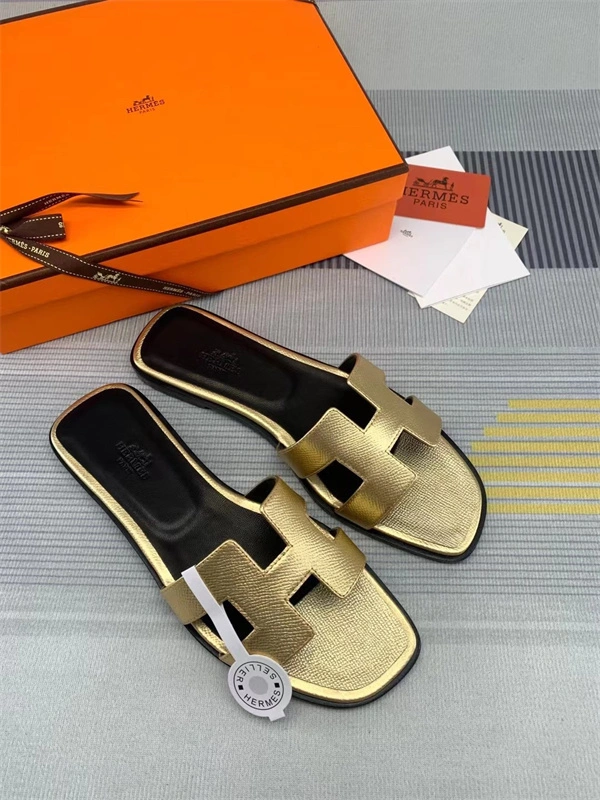 H Slipper HighQuality 2382