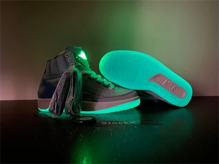 ZipUp Jordan 2 Retro J Balvin DQ7691- 3788