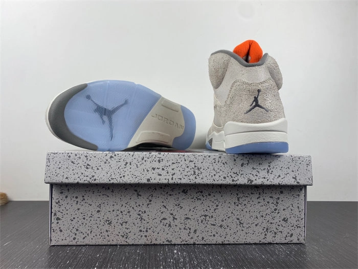 Comfortable Jordan 5 Retro SE Craft Light Orewood Brown FD9222- 3996