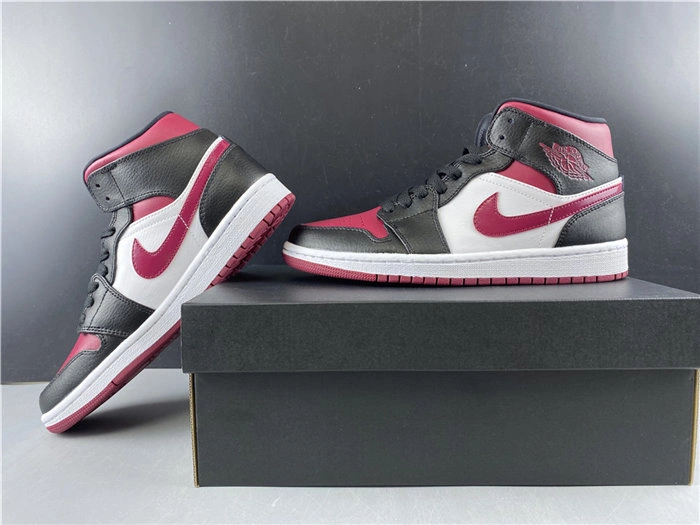 Jordan1 Mid Bred Toe 554724- EasyCare 3777