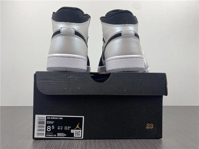 colorful jordan1 mid Di*m*nd shorts dh6933- 3704