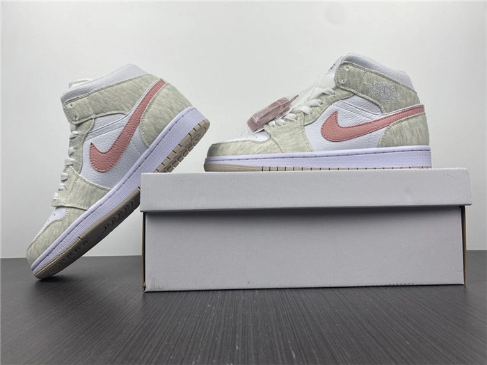 Jordan1 Mid SE Light Iron Ore DN4050- Trendy 3699