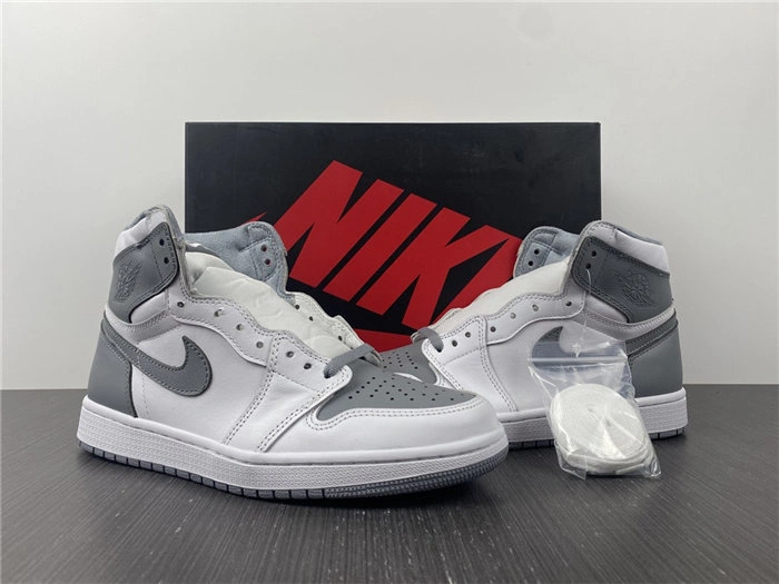 StreetReady Jordan1 OG Stealth 555088- 3719