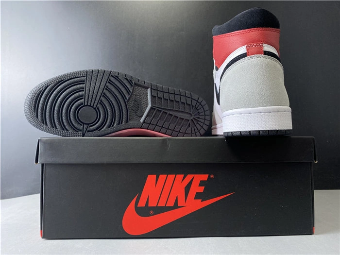 Jordan1 Retro Light Smoke Grey 555088- Fashionable 3738