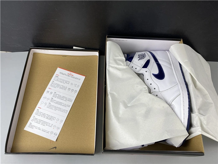 Jordan1 Retro Metallic Navy 555088- MultiPurpose 3735