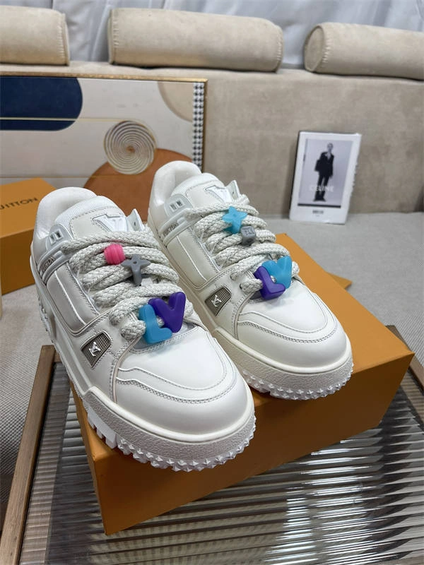 Comfortable LV 1745