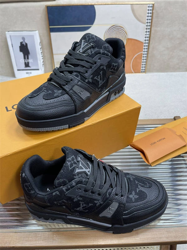 LV Lightweight 1762
