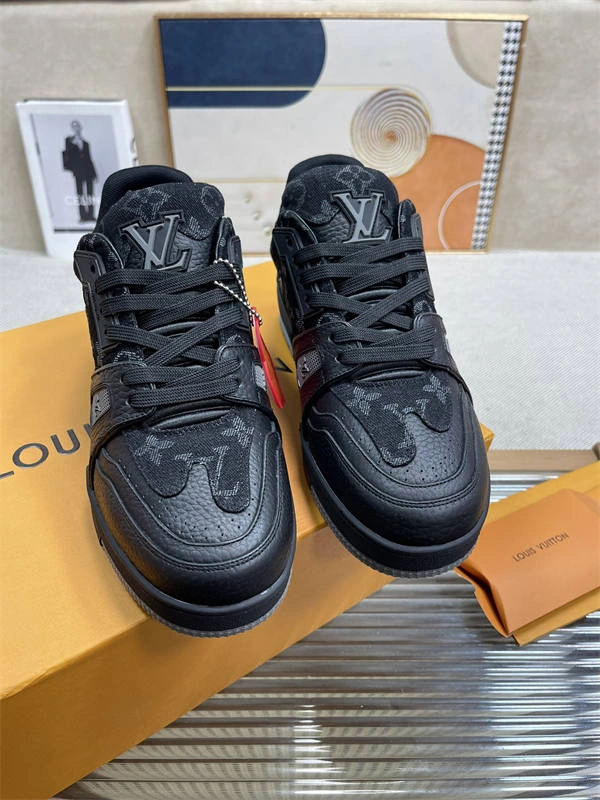 LV Lightweight 1762