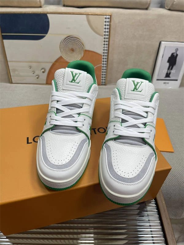 LV Lightweight 1768
