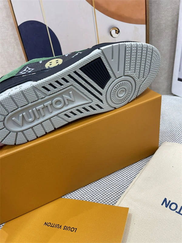 LV Seasonal 1803