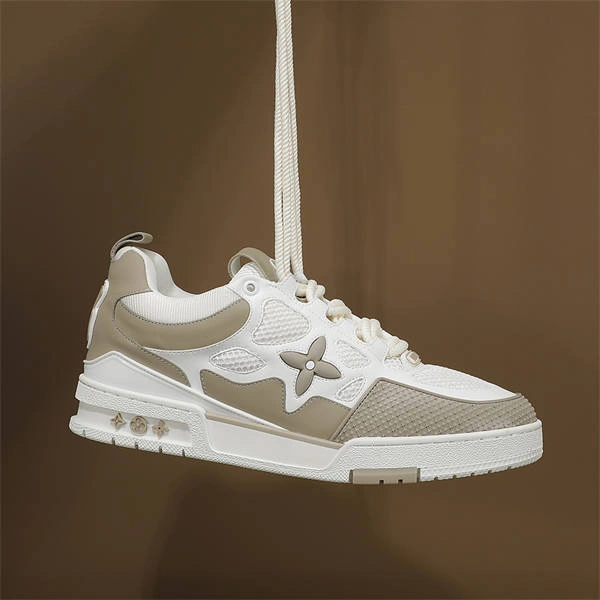 Fashionable LV 1810