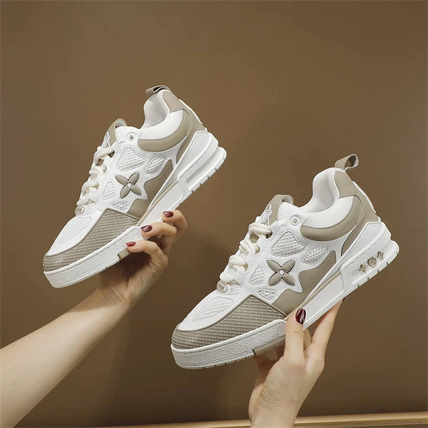 Fashionable LV 1810