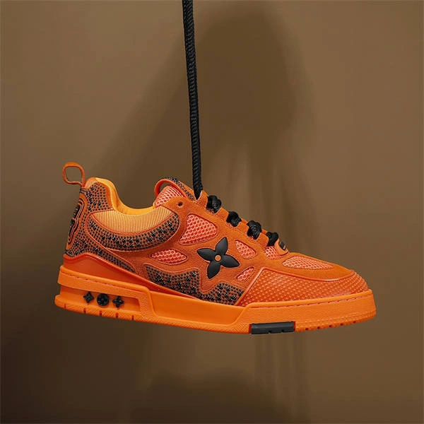 LV Timeless 1811