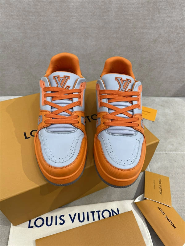 Lightweight LV 1821