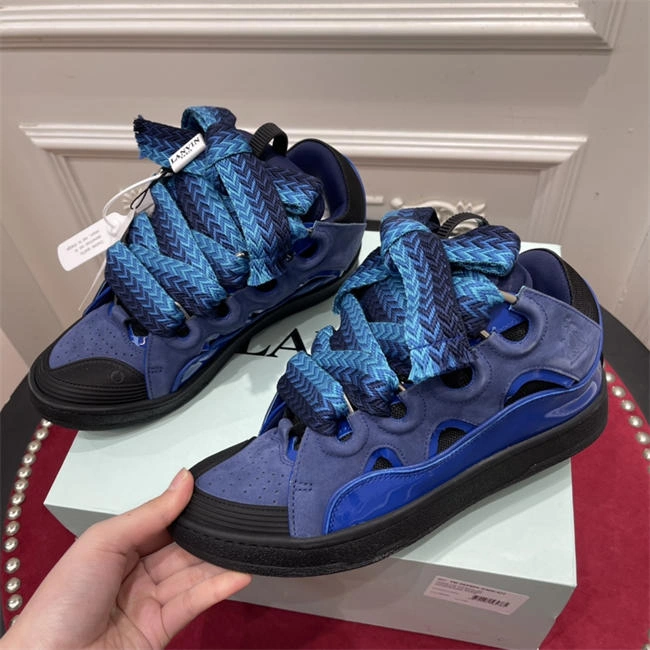 Flexible Lanvon Curb Sneaker 899