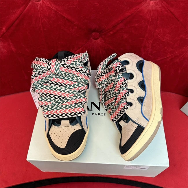 EyeCatching Lanvon Curb Sneaker 902