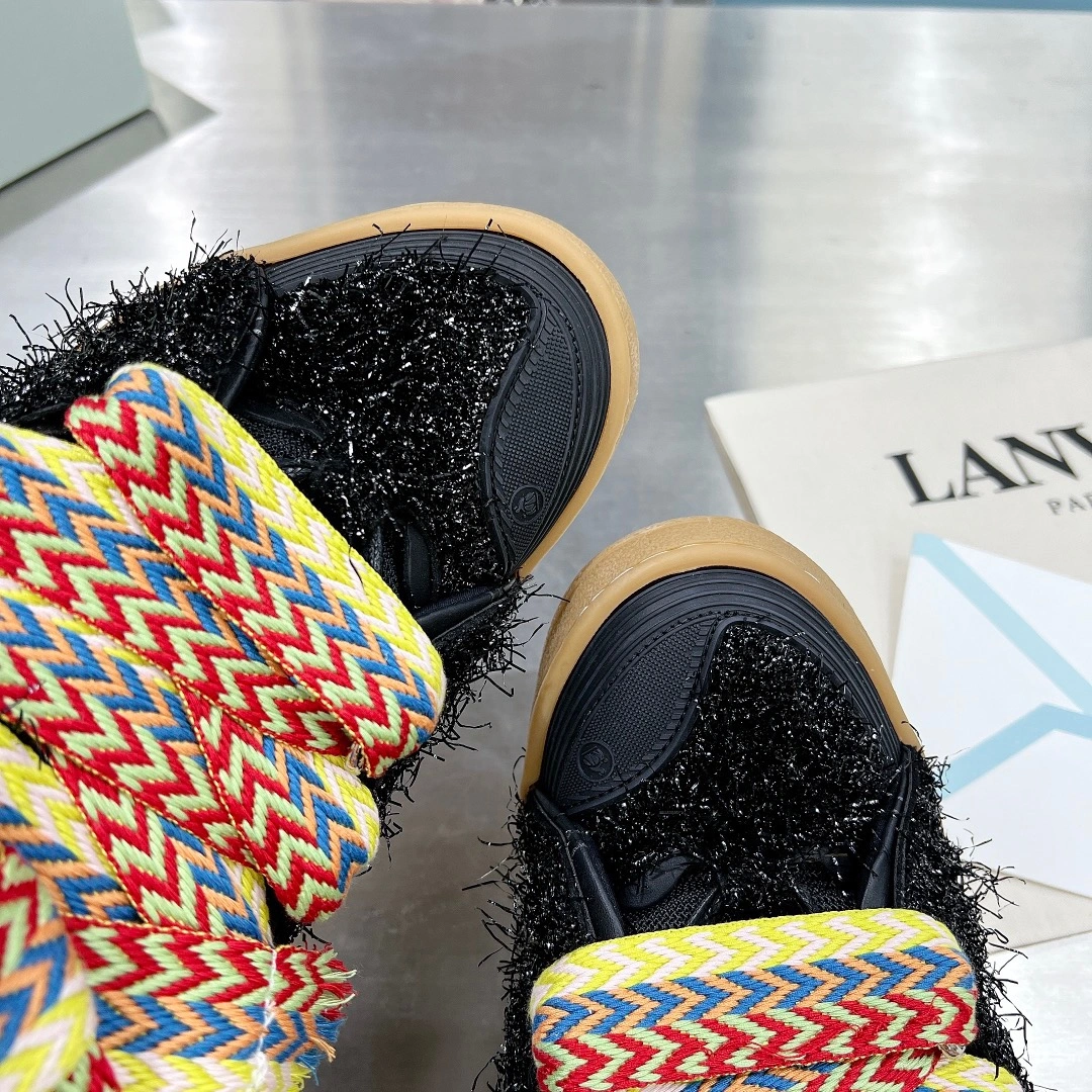 Refined Lanvon Leather Curb 856