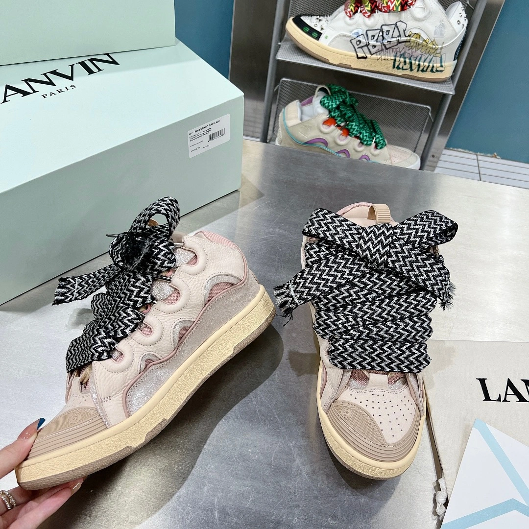 Lanvon Leather Curb MoistureWicking 857