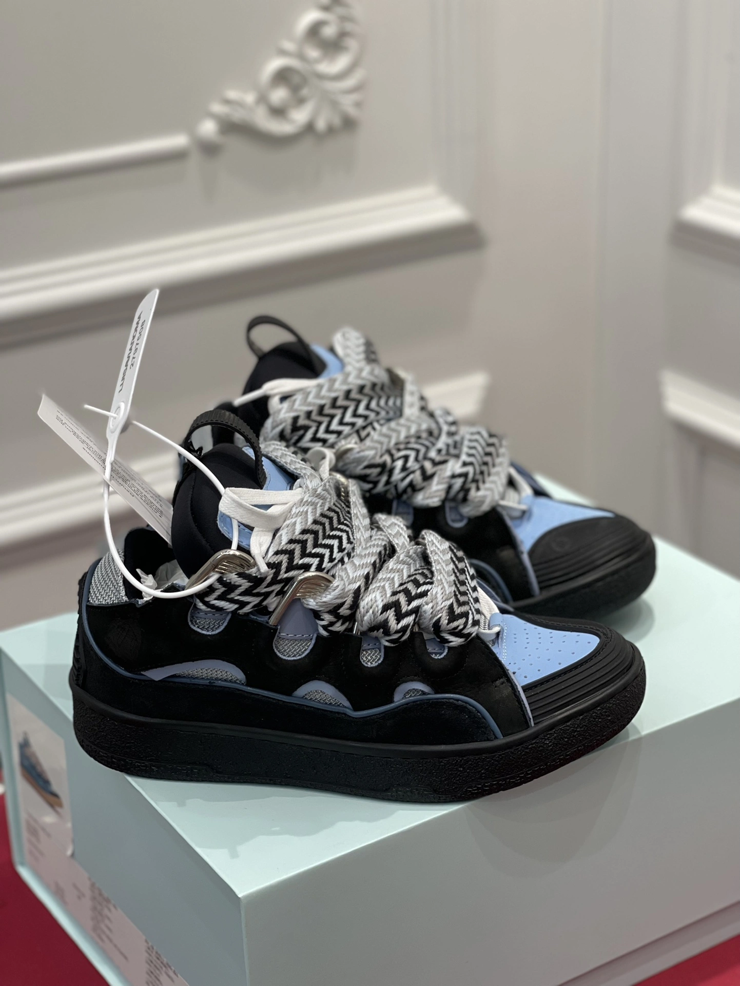 Timeless Lanvon Leather Curb Black Light Blue FM-SKRK11-DWSL-P 841