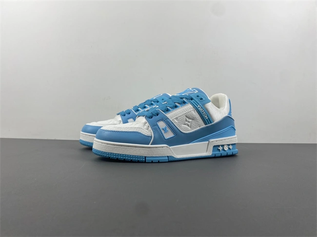 Comfortable Louis Vuitton LV trainer 2119