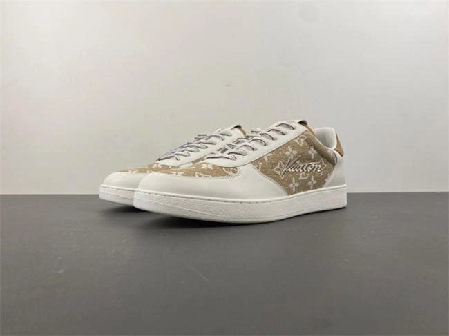 TravelReady Louis Vuitton trainer 1648