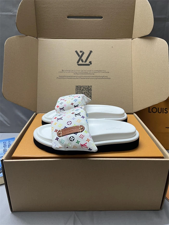 Lv Slipper Orginal Fashionable 5579