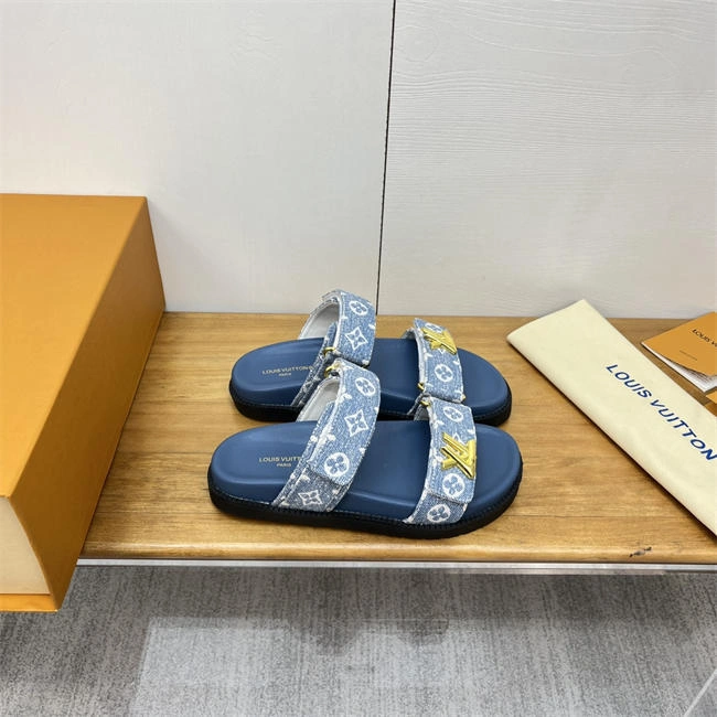 Versatile Lv Slipper 5557