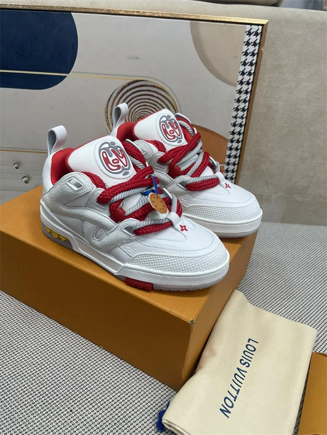 Efficient Lv Trainer Sneaker 2010