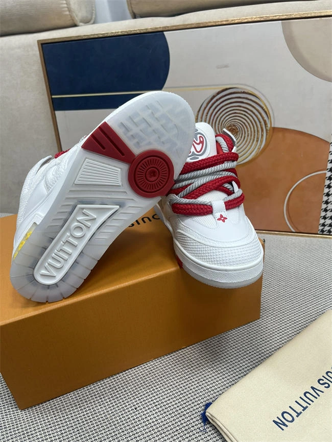 Efficient Lv Trainer Sneaker 2010