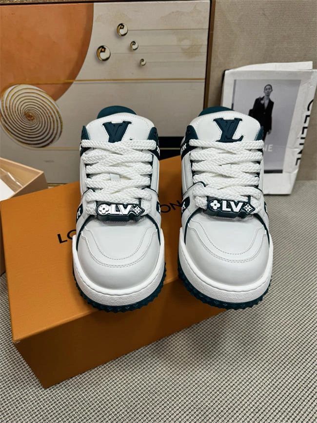 Vibrant Lv Trainer Sneaker 1997
