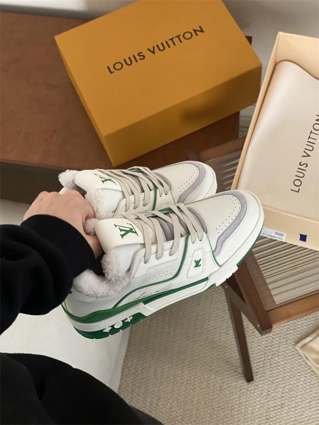 Lv Trainer Sneaker UrbanStyle 2038
