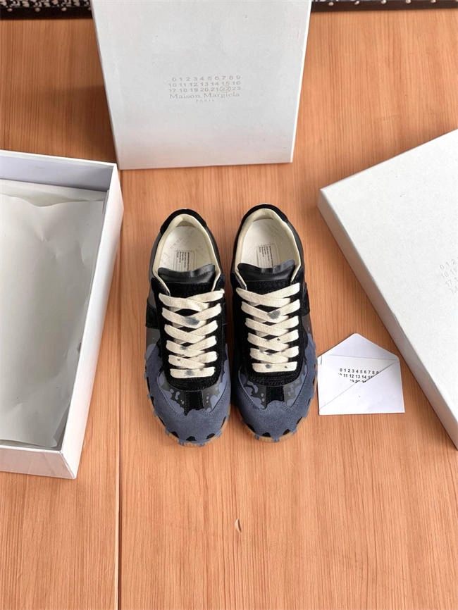 bold ma*s*n martin Ma*i*la sneaker 2998