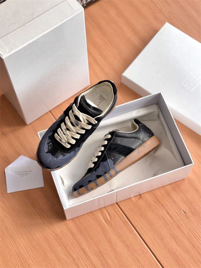 bold ma*s*n martin Ma*i*la sneaker 2998
