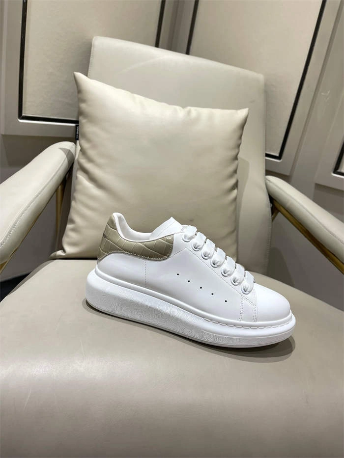 Mc Queen Stylish 2542