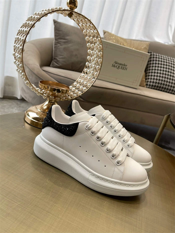Mc Queen Affordable 2552