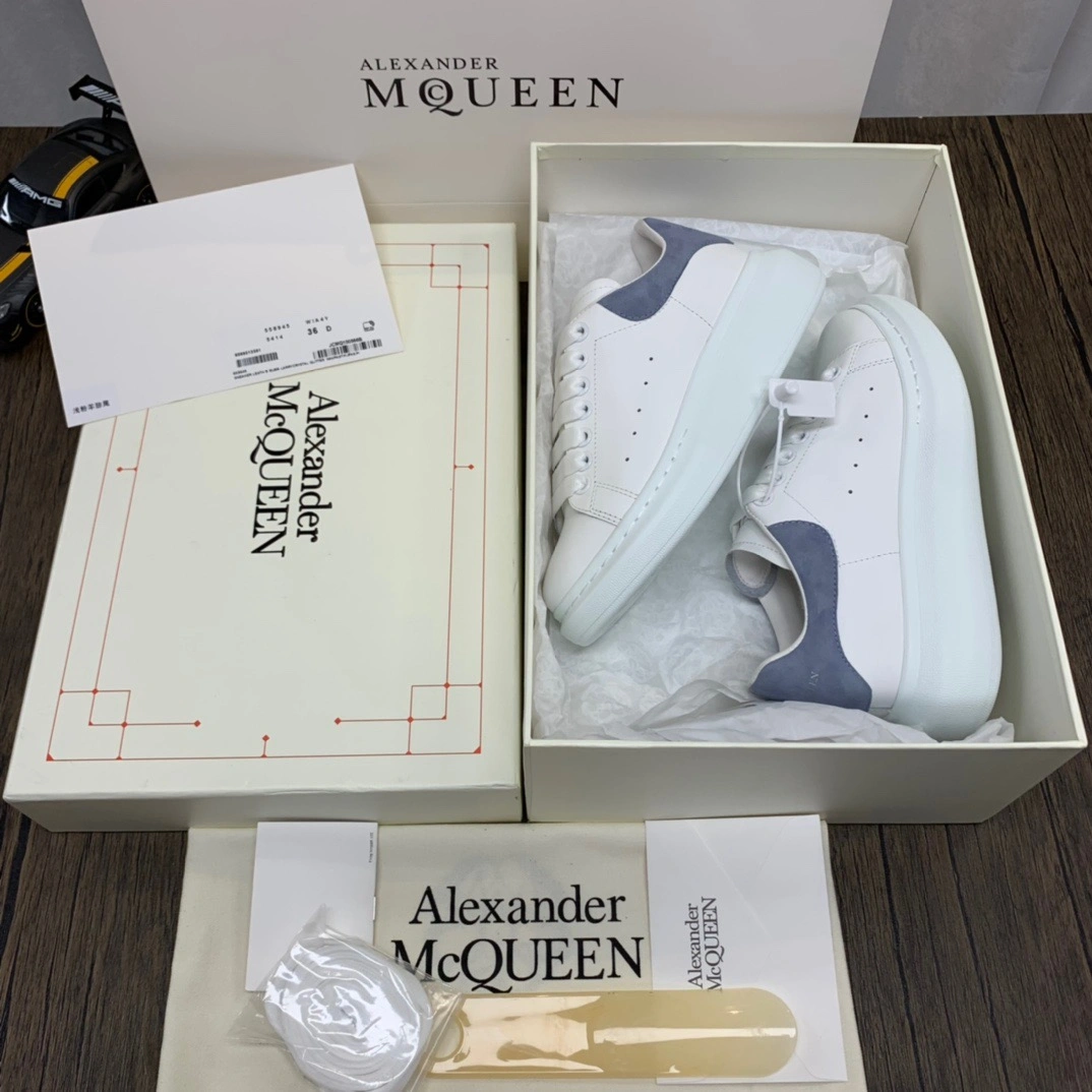 Classic McQuen White Dream Blue 553770WHGP 2499