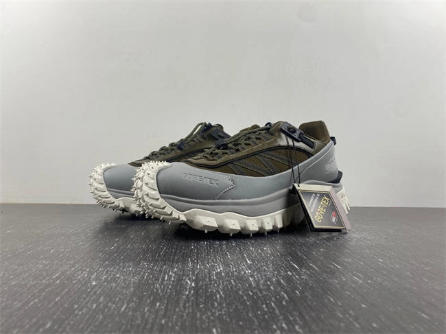 Moncler Trailgrip GTX 3M Packable 5943