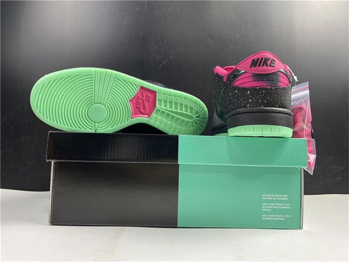 OdorResistant Nike Dunk SB Low Premier Northern Lights 724183- 4929