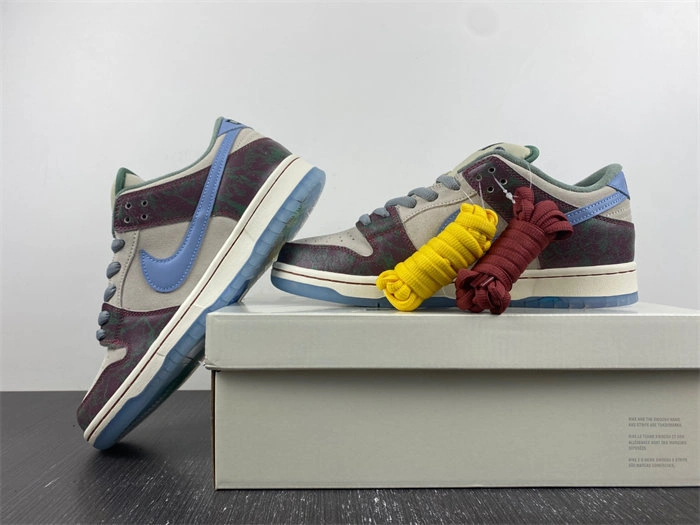 Effortless Nike SB Dunk Low Crenshaw Skate Club FN4193- 4585