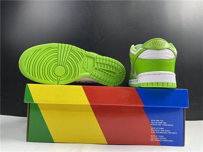 Nike SB Dunk Low Supreme Stars Mean Green DH3228- Practical 4873